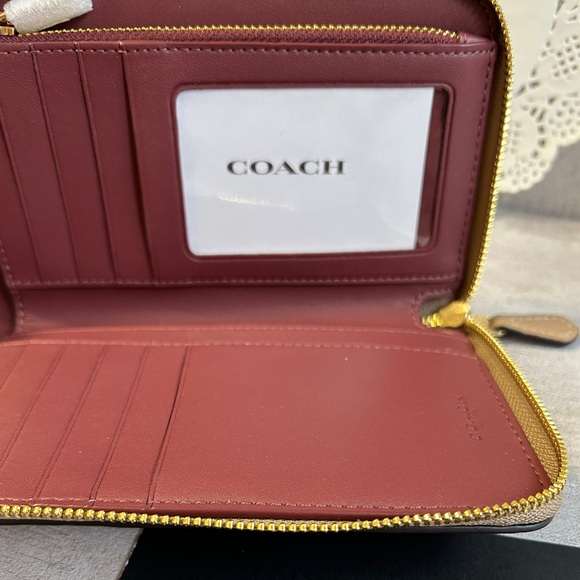 Coach Wallet color Taupe Medium Zip-Around Gold Hardware Pebbled Leather - Picture 11 of 15